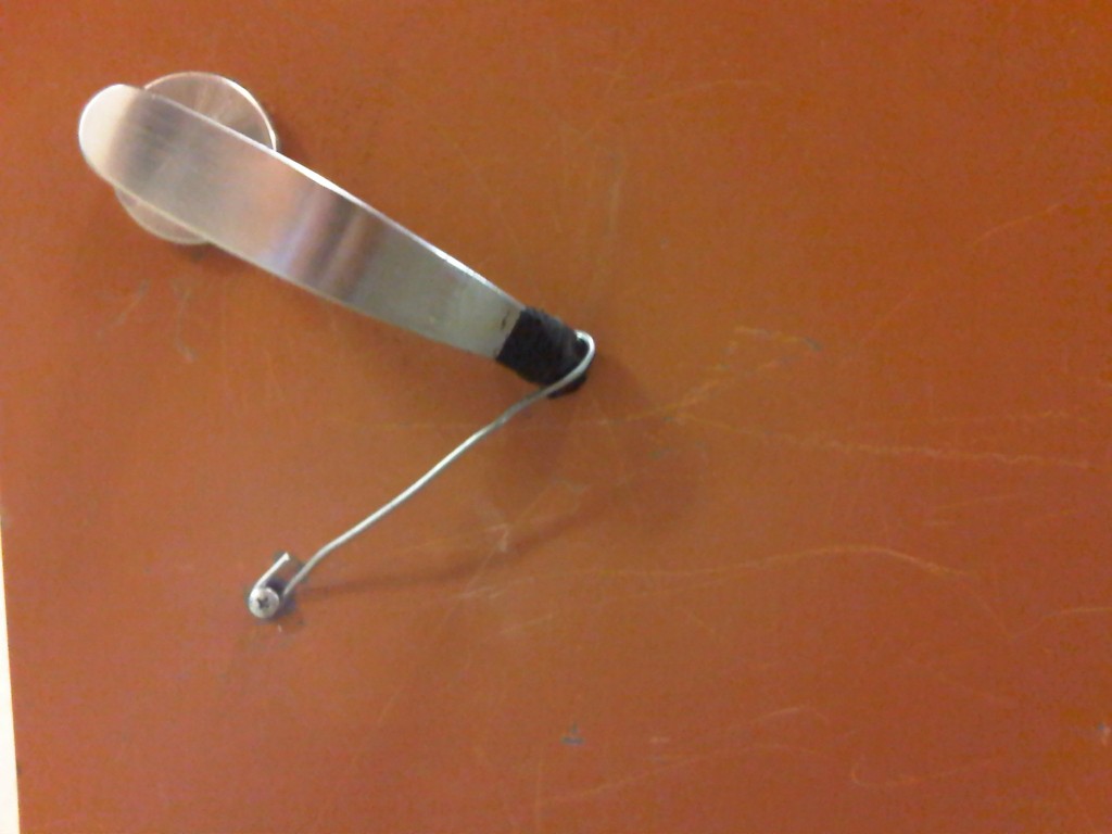 latch-retraction