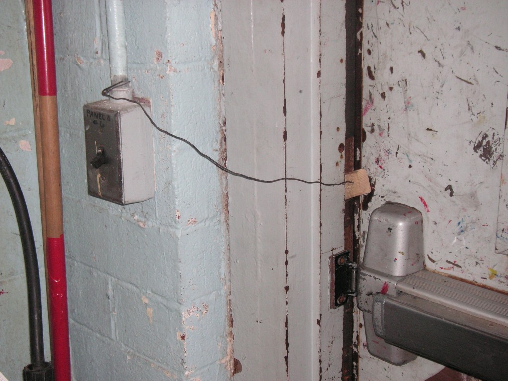 high-security-dogging-device