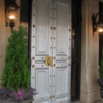 Very Fancy Restaurant Entrance